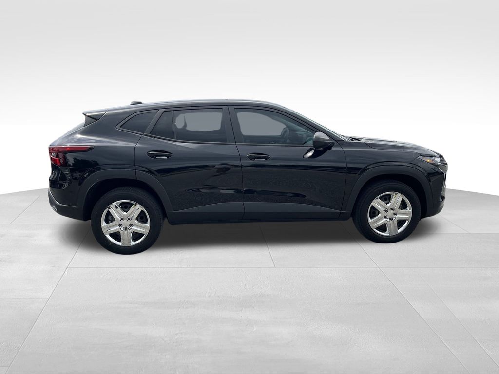 used 2024 Chevrolet Trax car, priced at $18,595