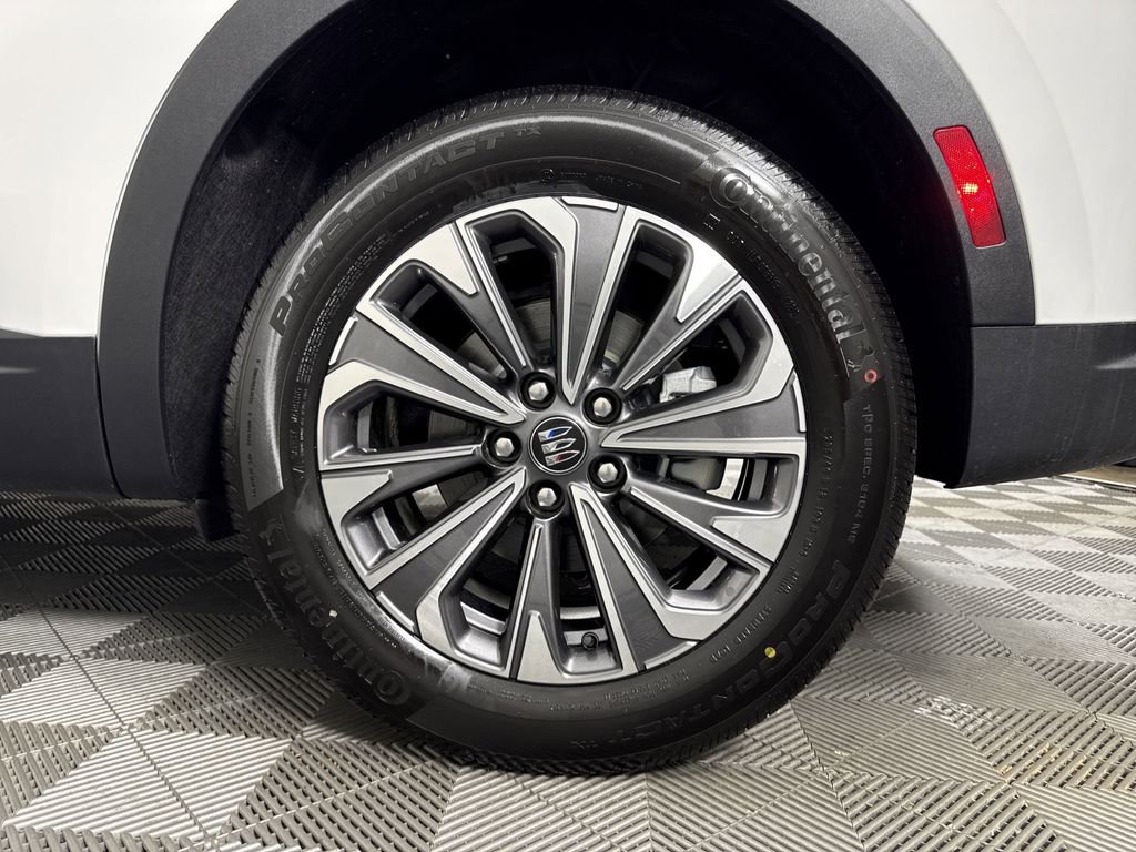 new 2025 Buick Envision car, priced at $35,245