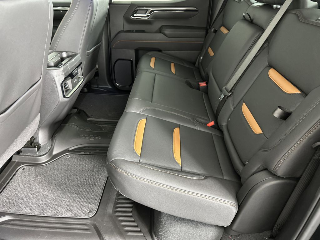 new 2025 GMC Sierra 1500 car, priced at $69,299