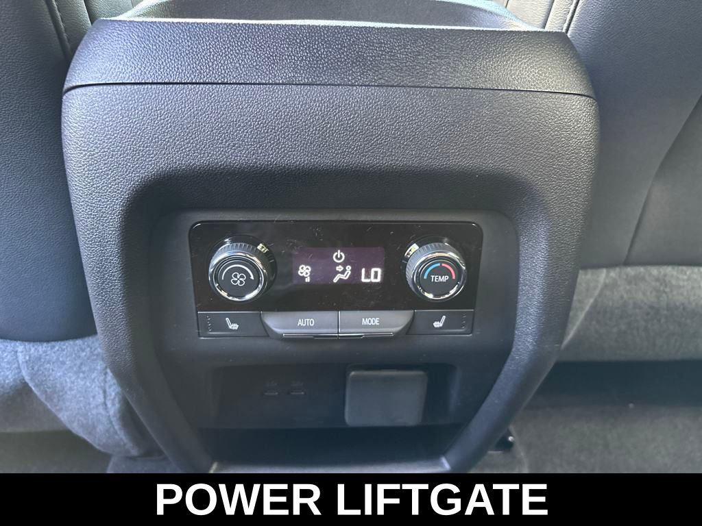 new 2025 Chevrolet Traverse car, priced at $59,290