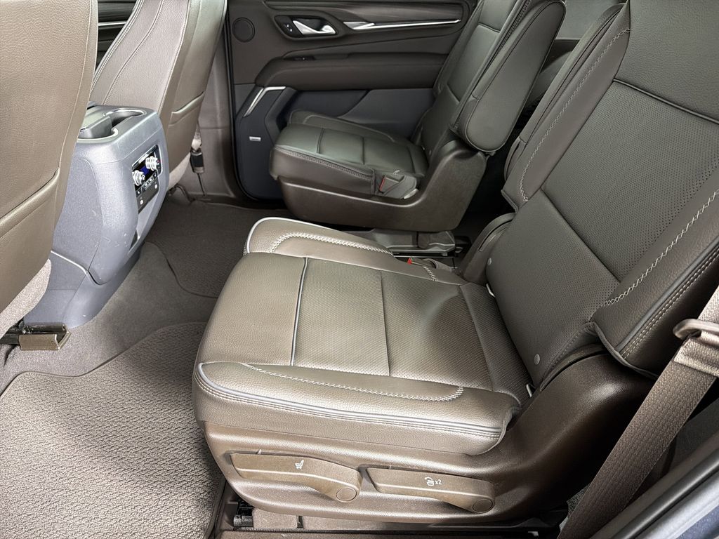 used 2022 GMC Yukon car, priced at $59,995