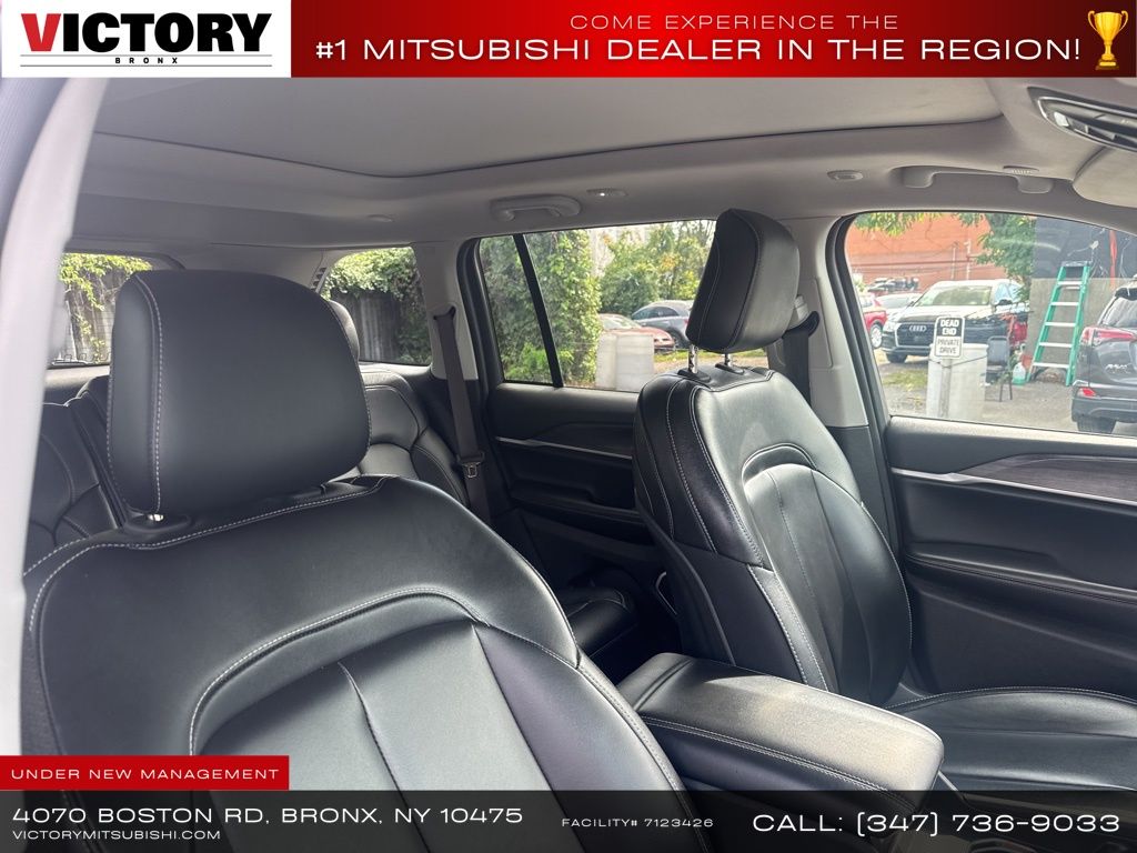 used 2023 Jeep Grand Cherokee car, priced at $20,530