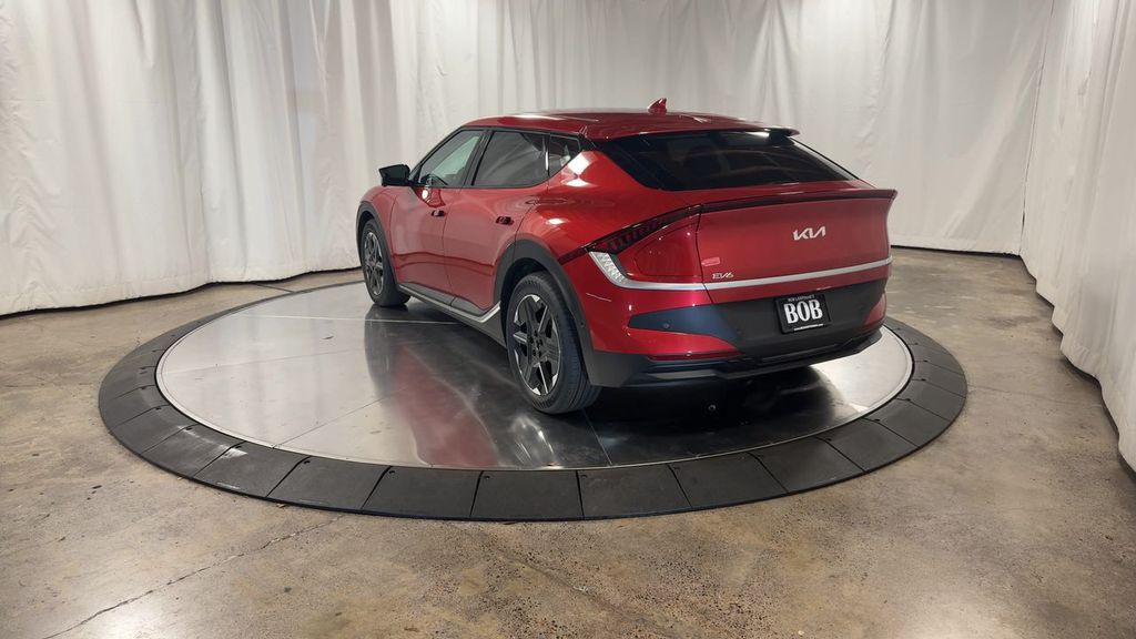 new 2025 Kia EV6 car, priced at $49,917