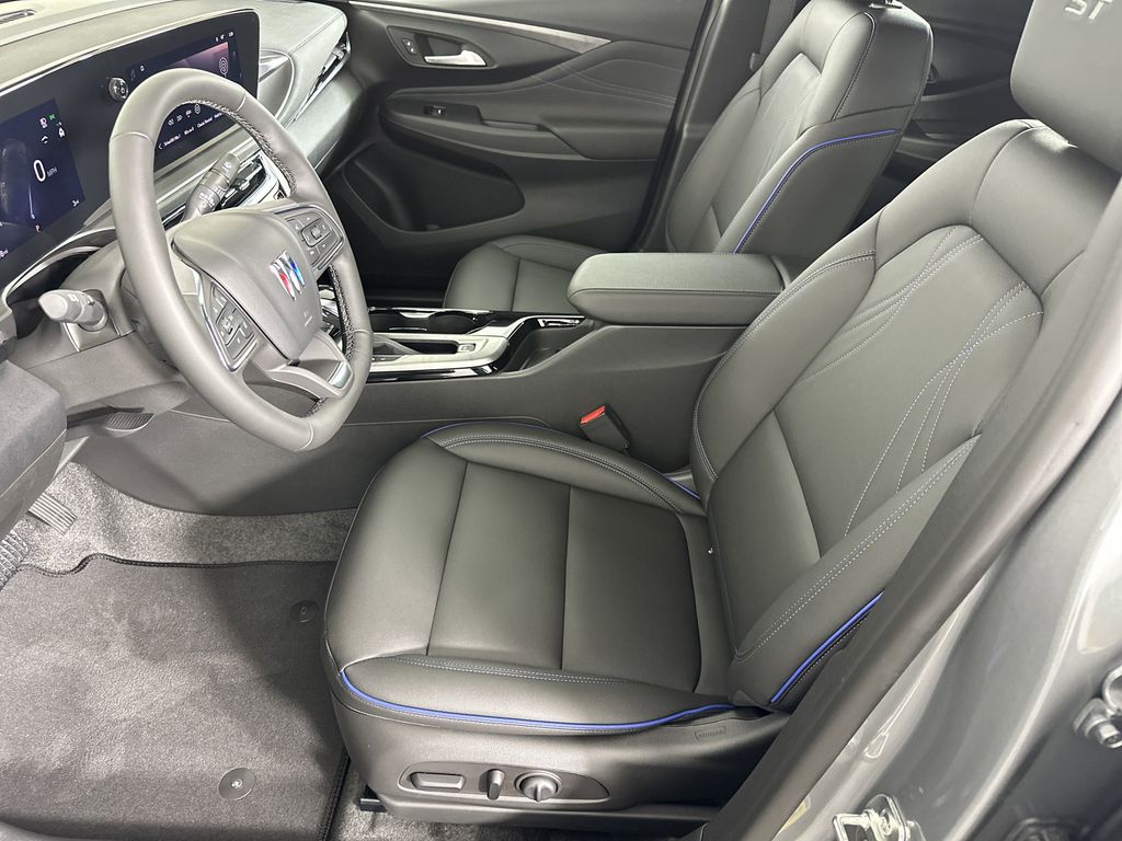 new 2025 Buick Envista car, priced at $29,869