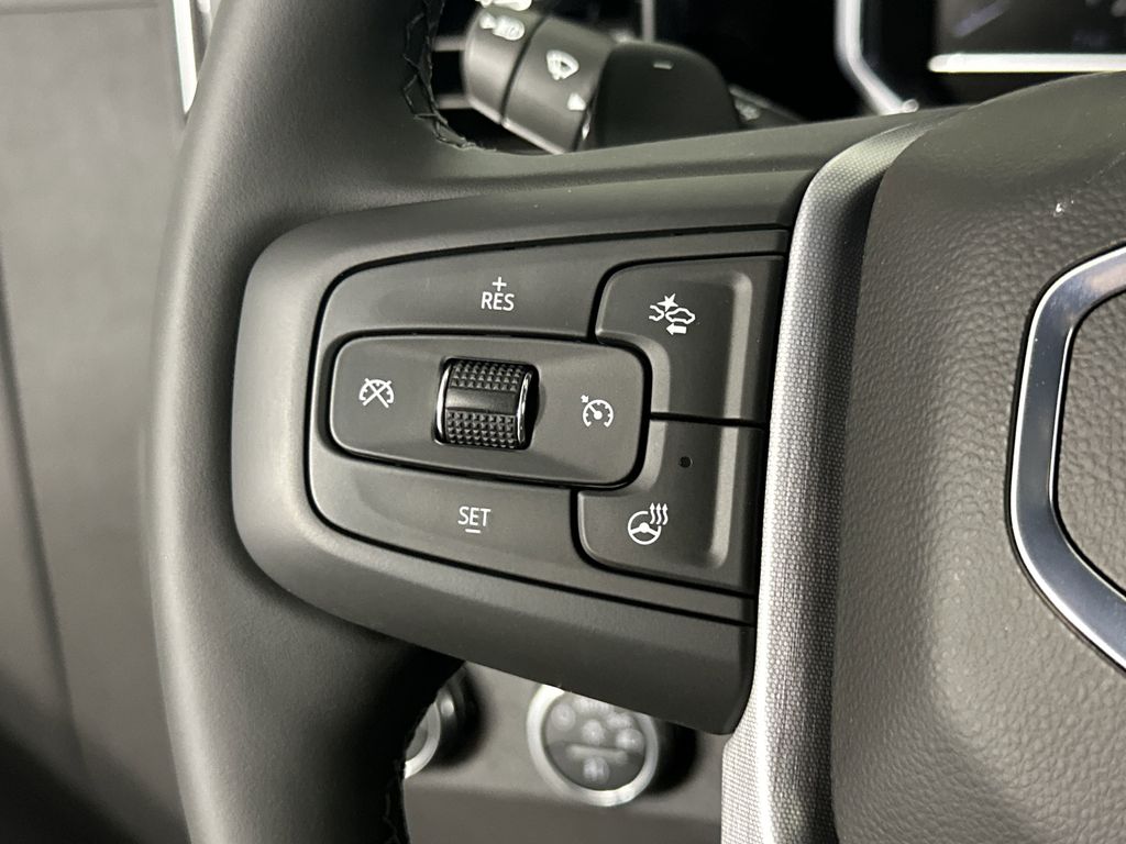 new 2025 GMC Sierra 1500 car, priced at $60,224