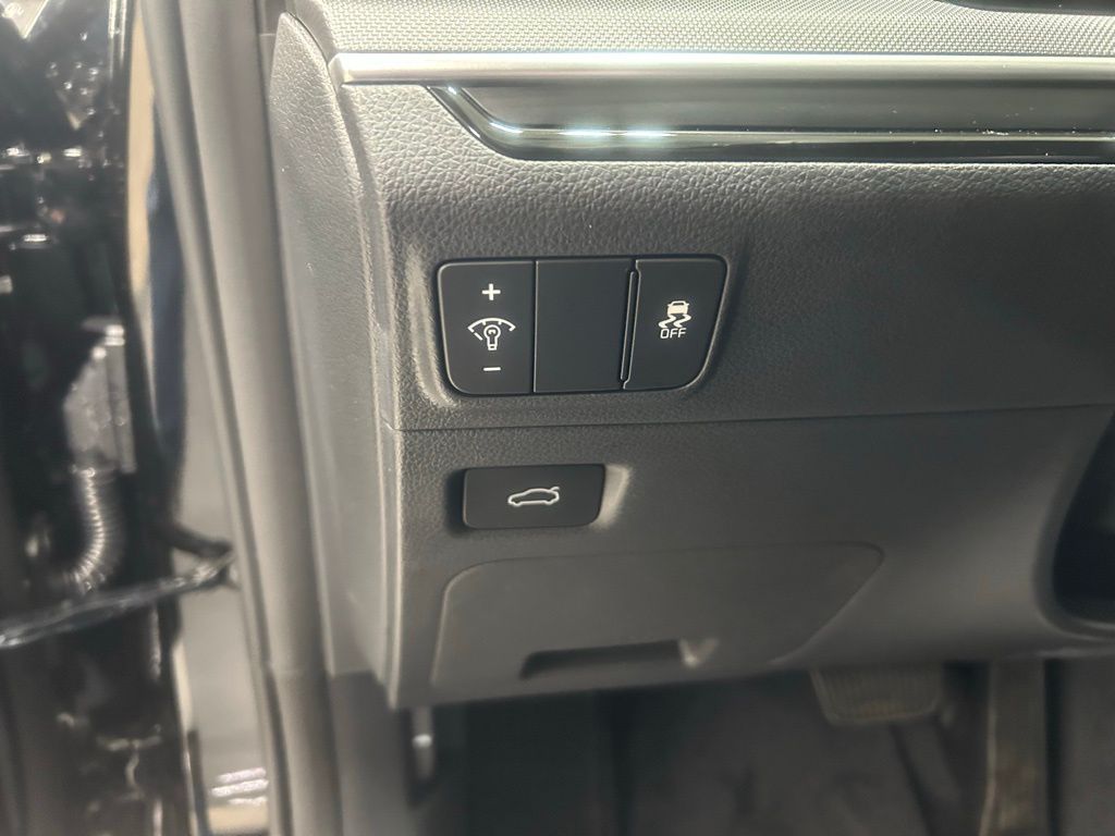 new 2026 Kia K5 car, priced at $27,370