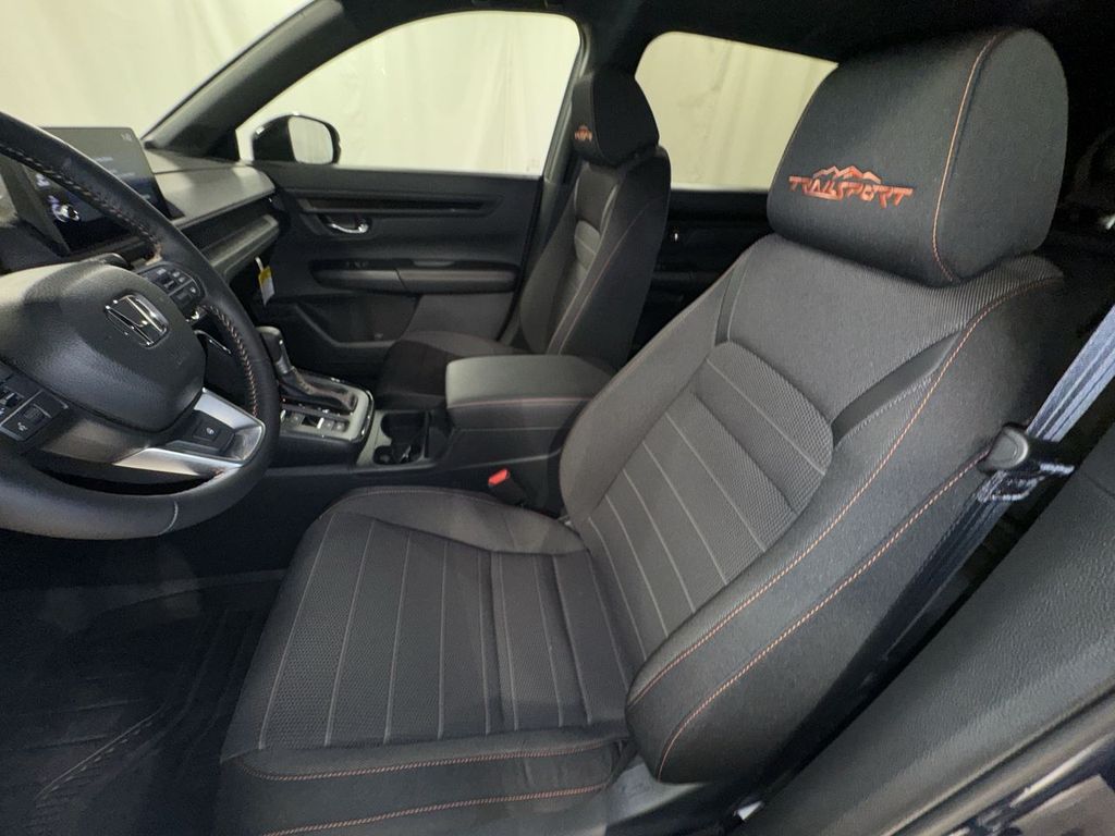 new 2026 Honda CR-V Hybrid car, priced at $40,250