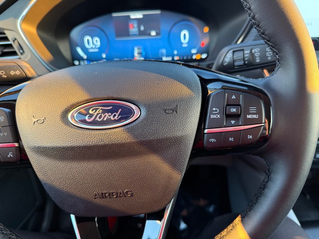 new 2025 Ford Escape car, priced at $37,552