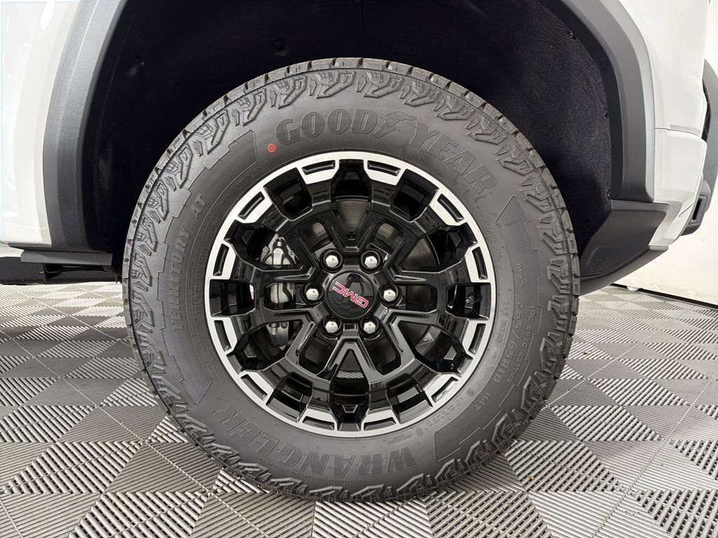 new 2026 GMC Canyon car, priced at $51,385