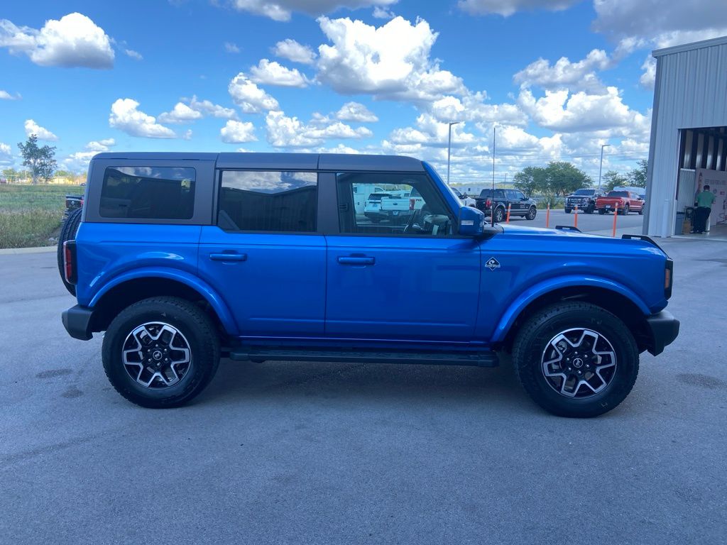 new 2024 Ford Bronco car, priced at $50,250