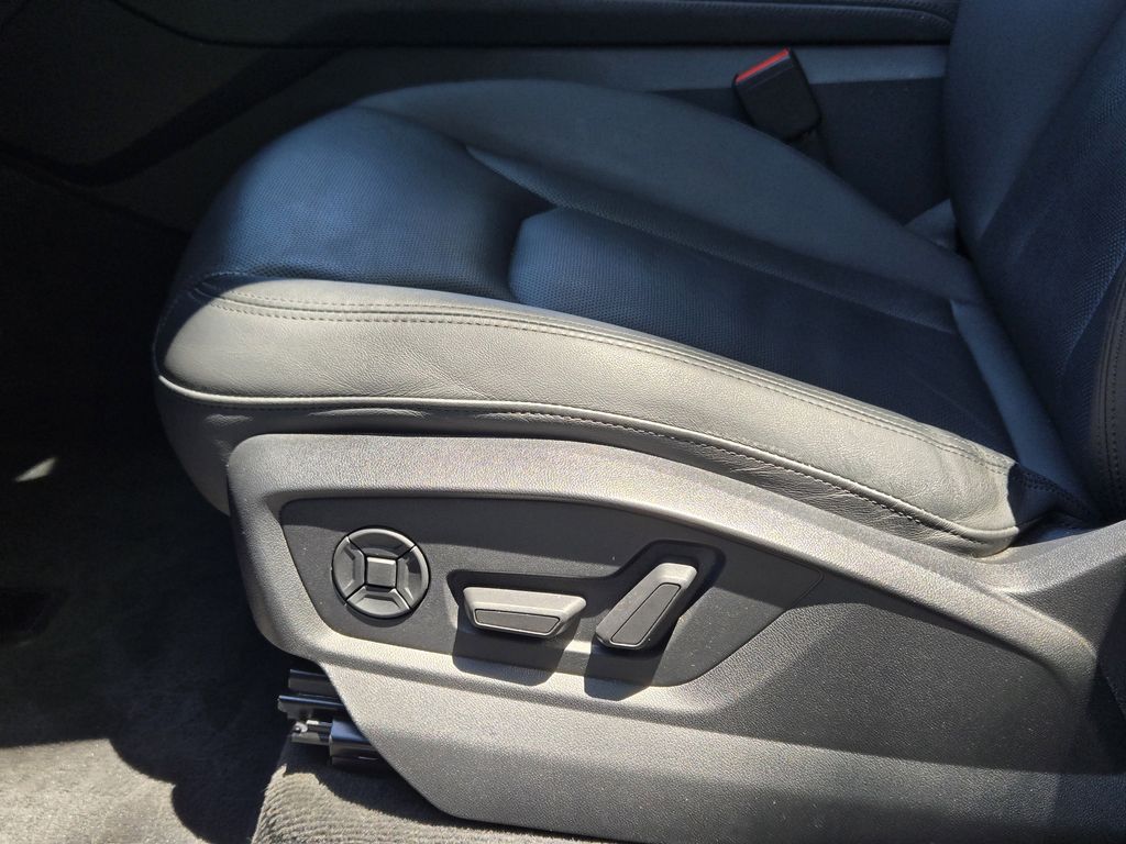 used 2021 Audi Q7 car, priced at $31,591