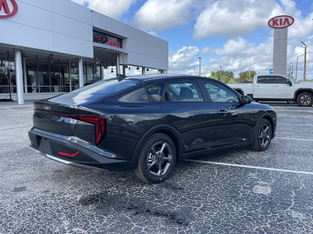 new 2025 Kia K4 car, priced at $23,123