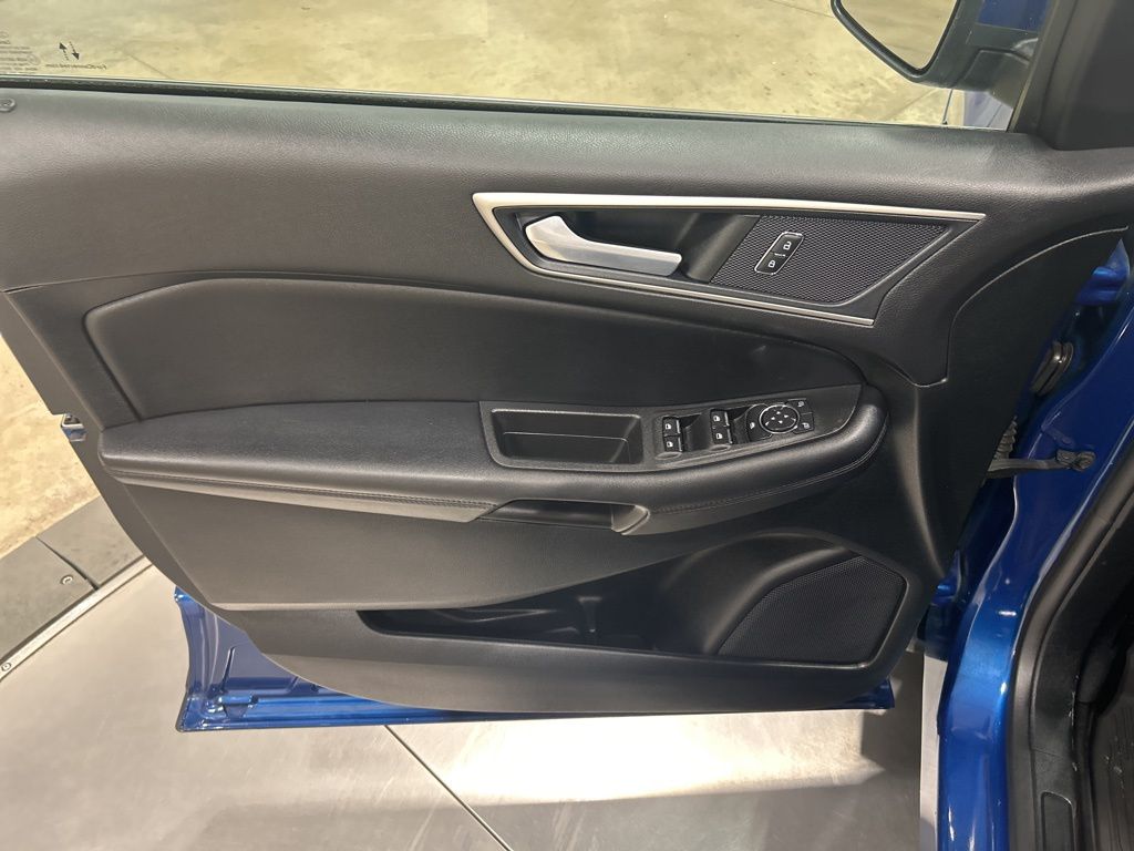 used 2022 Ford Edge car, priced at $26,921