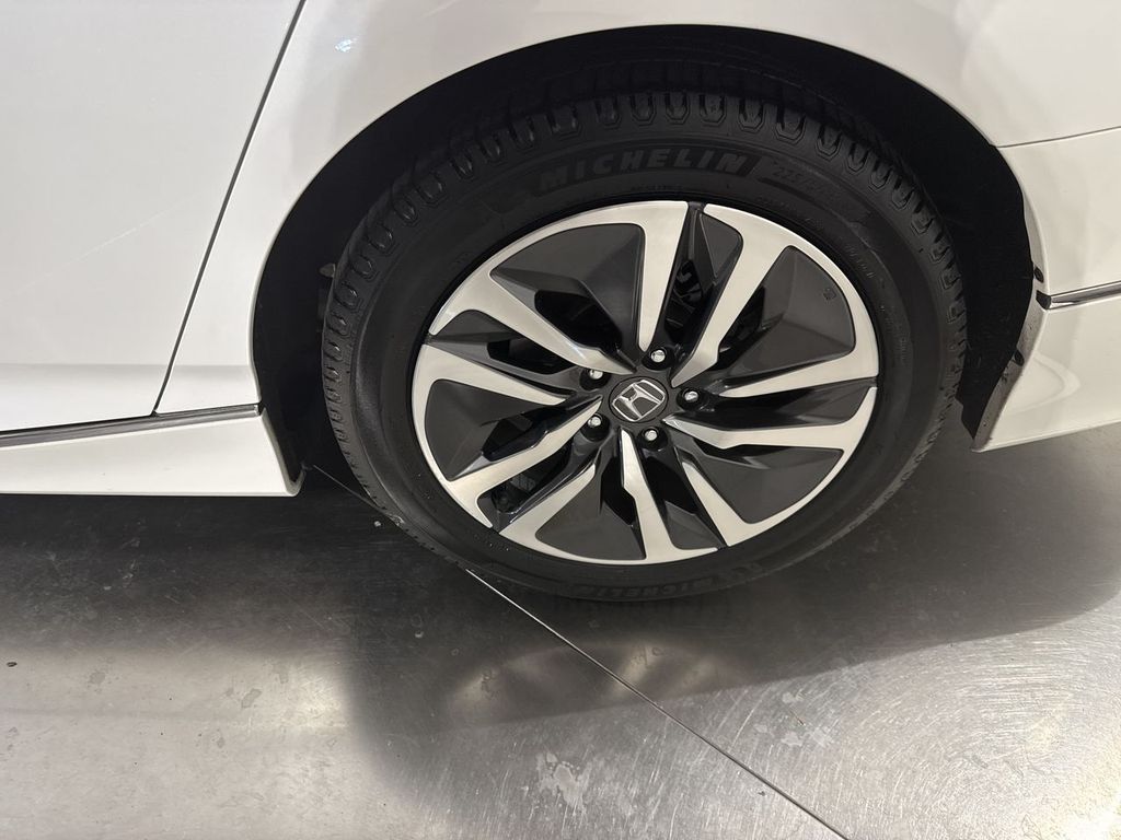 used 2022 Honda Accord Hybrid car, priced at $23,418