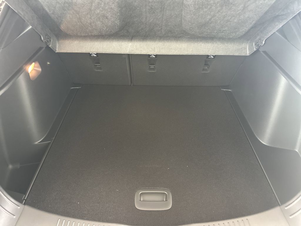 new 2025 Buick Envista car, priced at $31,585