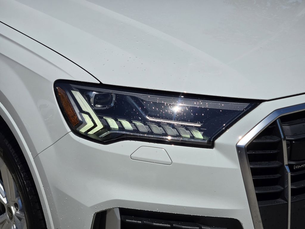used 2023 Audi Q7 car, priced at $39,215