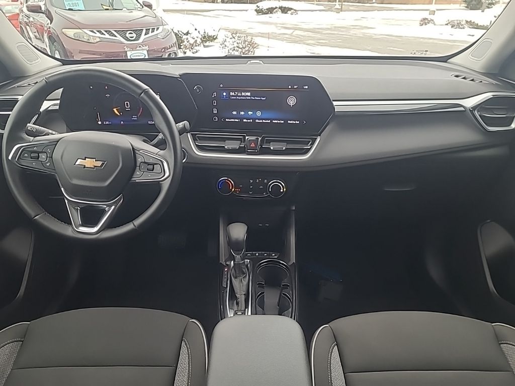 used 2024 Chevrolet TrailBlazer car, priced at $24,334