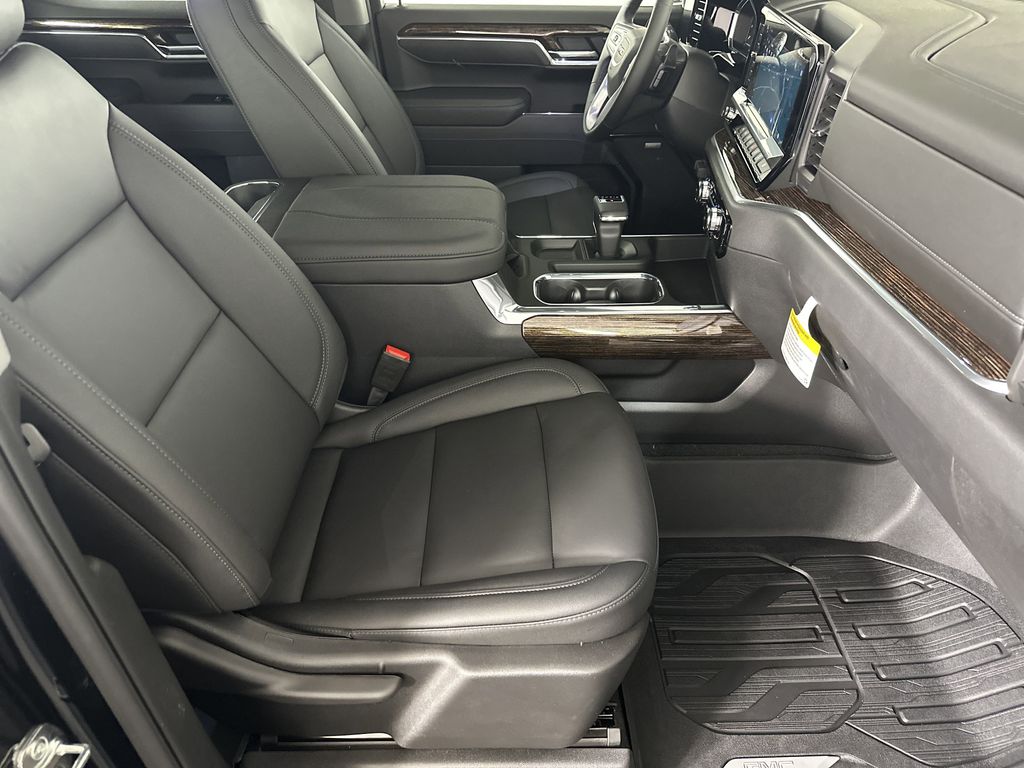 new 2025 GMC Sierra 1500 car, priced at $59,224