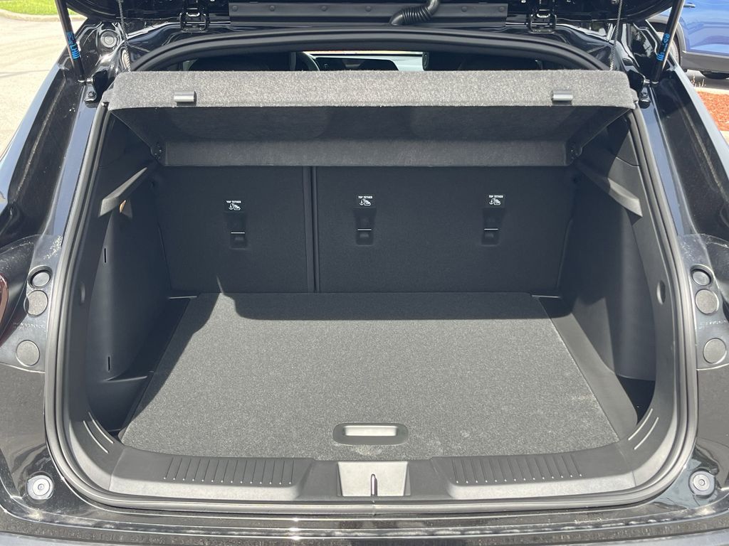 new 2025 Chevrolet Trax car, priced at $23,521