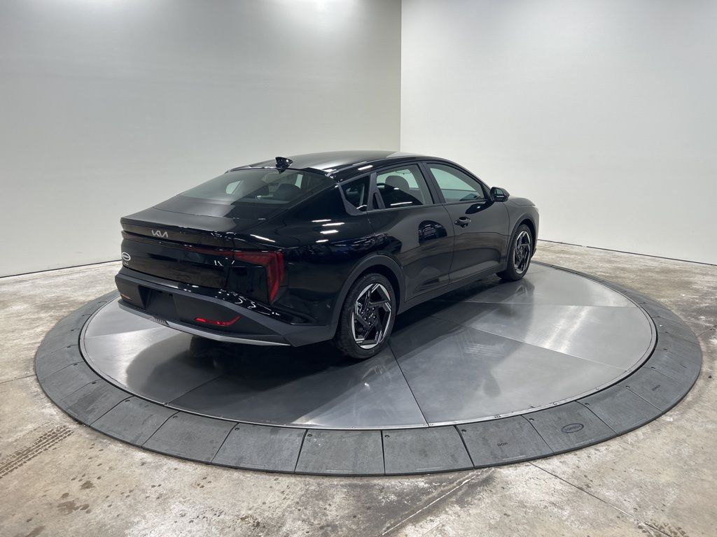 new 2025 Kia K4 car, priced at $22,957