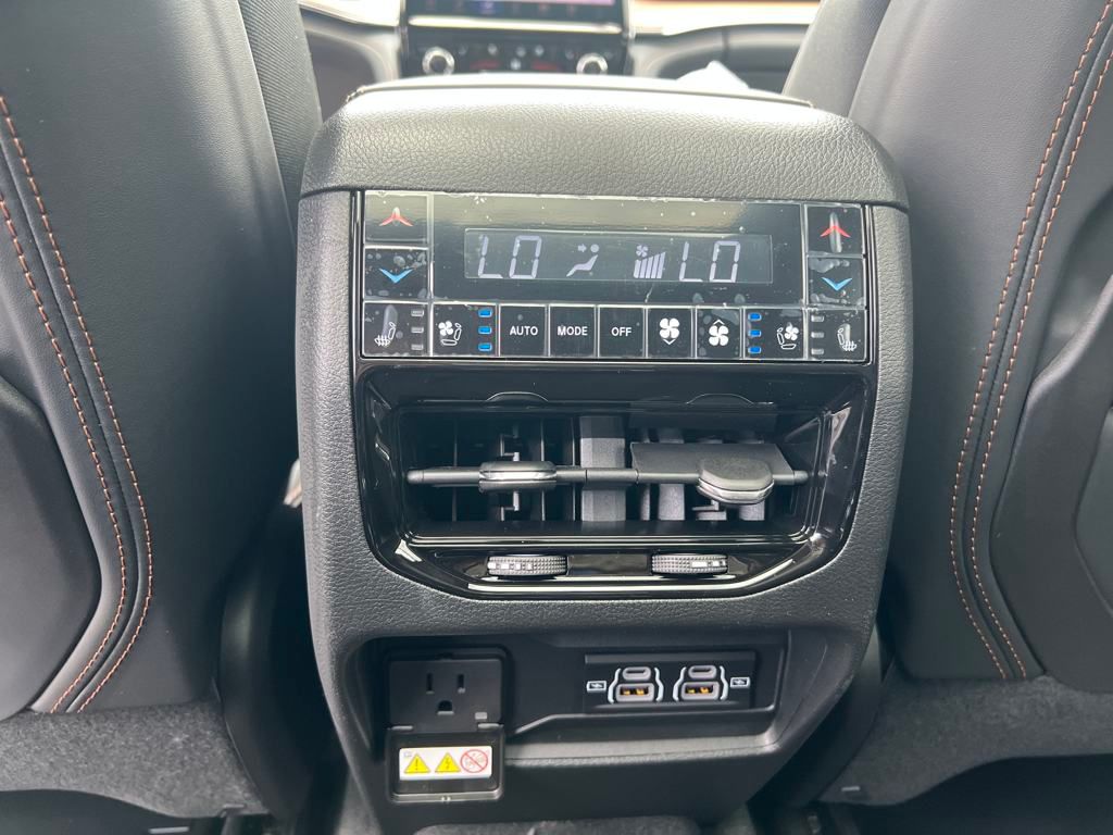 new 2025 Jeep Grand Cherokee L car, priced at $67,326