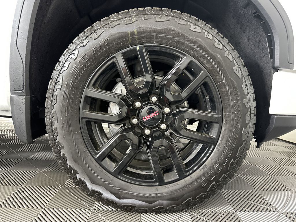 new 2025 GMC Sierra 1500 car, priced at $61,729