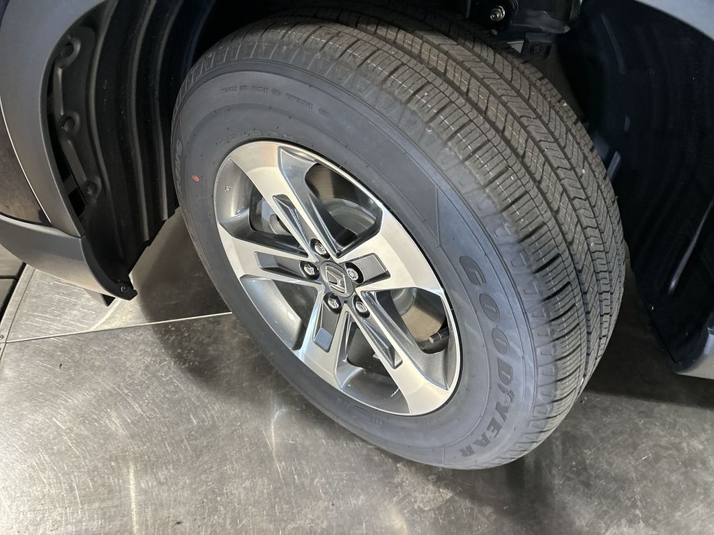 new 2025 Honda Pilot car, priced at $47,095