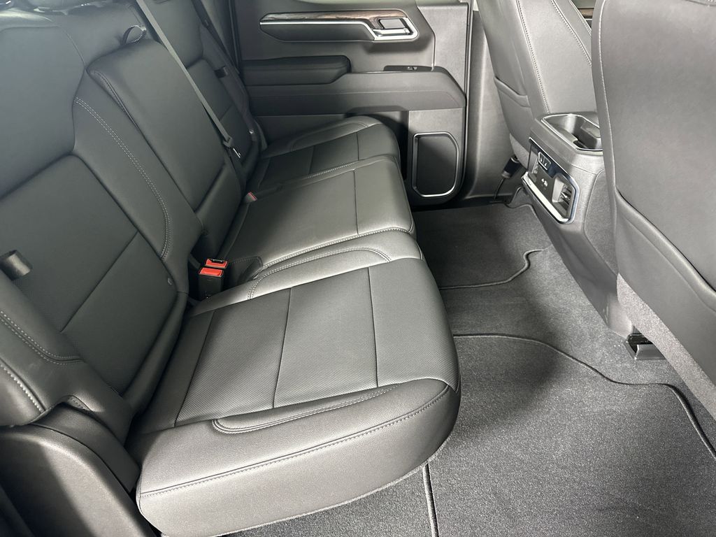 new 2025 GMC Sierra 1500 car, priced at $58,119