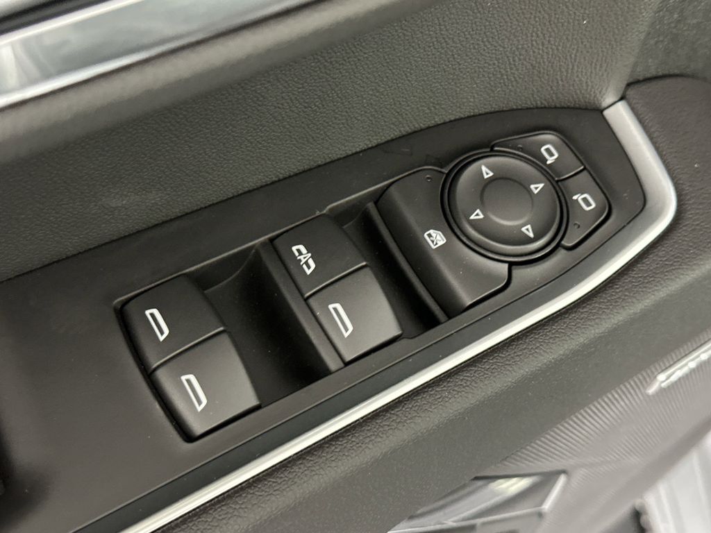 new 2025 GMC Sierra 1500 car, priced at $60,424