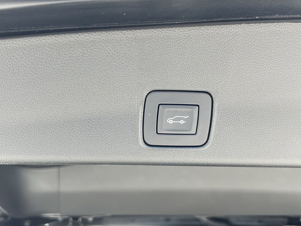 used 2023 Chevrolet TrailBlazer car, priced at $23,991