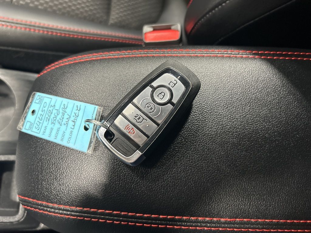 used 2023 Ford Escape car, priced at $24,495