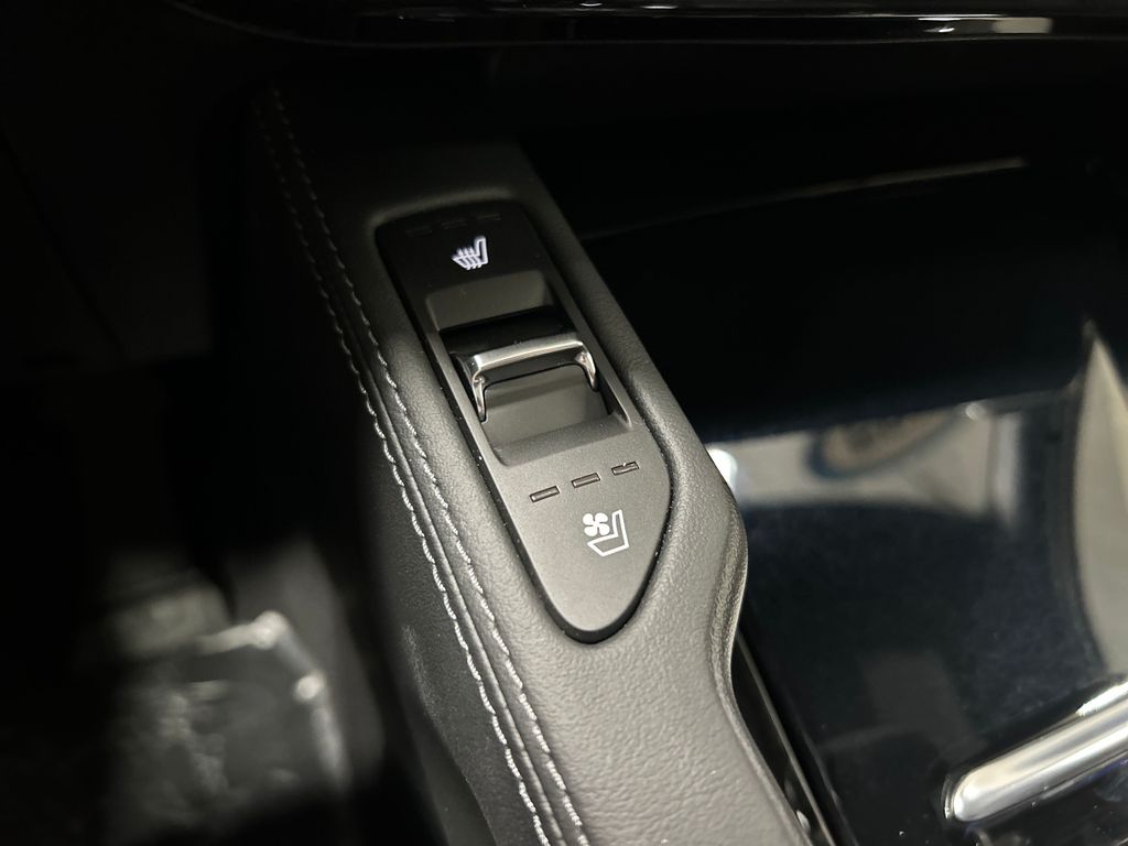 new 2025 Kia Telluride car, priced at $48,195
