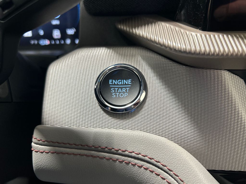 new 2025 Ford Explorer car, priced at $48,084
