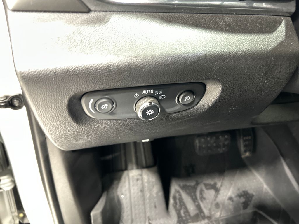 used 2019 Chevrolet Traverse car, priced at $19,998