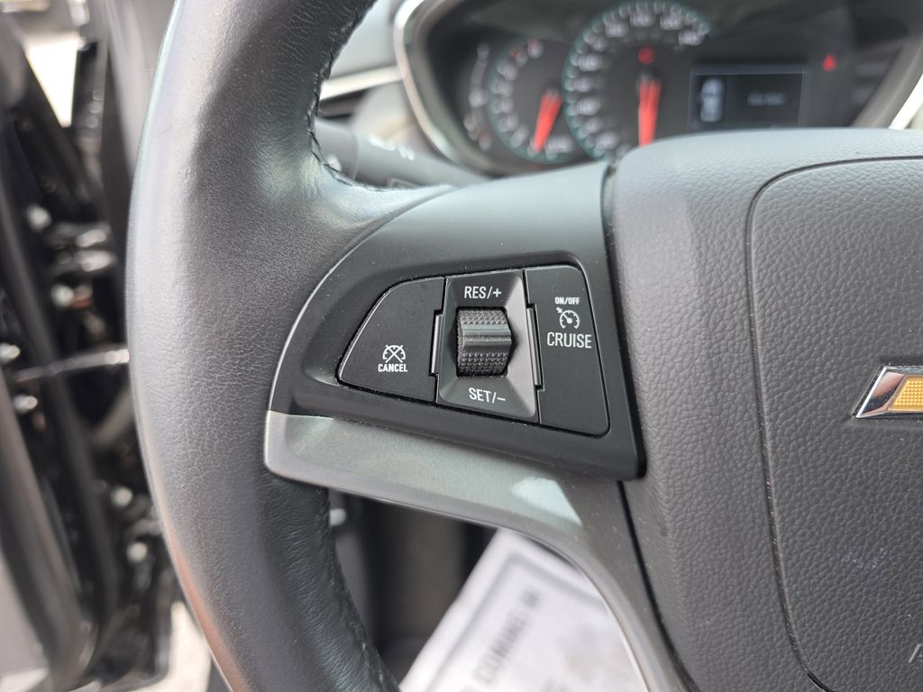 used 2022 Chevrolet Trax car, priced at $16,194