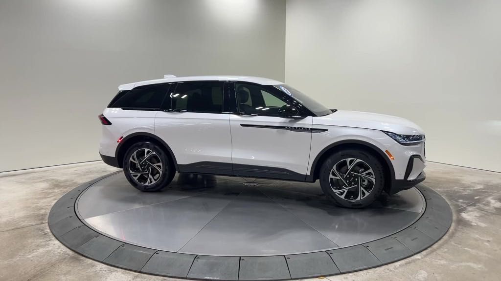 new 2024 Lincoln Nautilus car, priced at $54,760