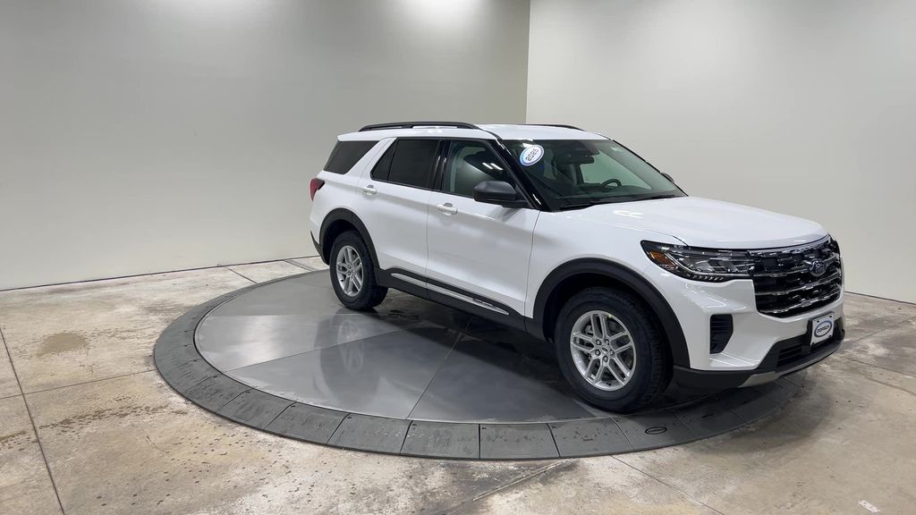 new 2025 Ford Explorer car, priced at $41,769