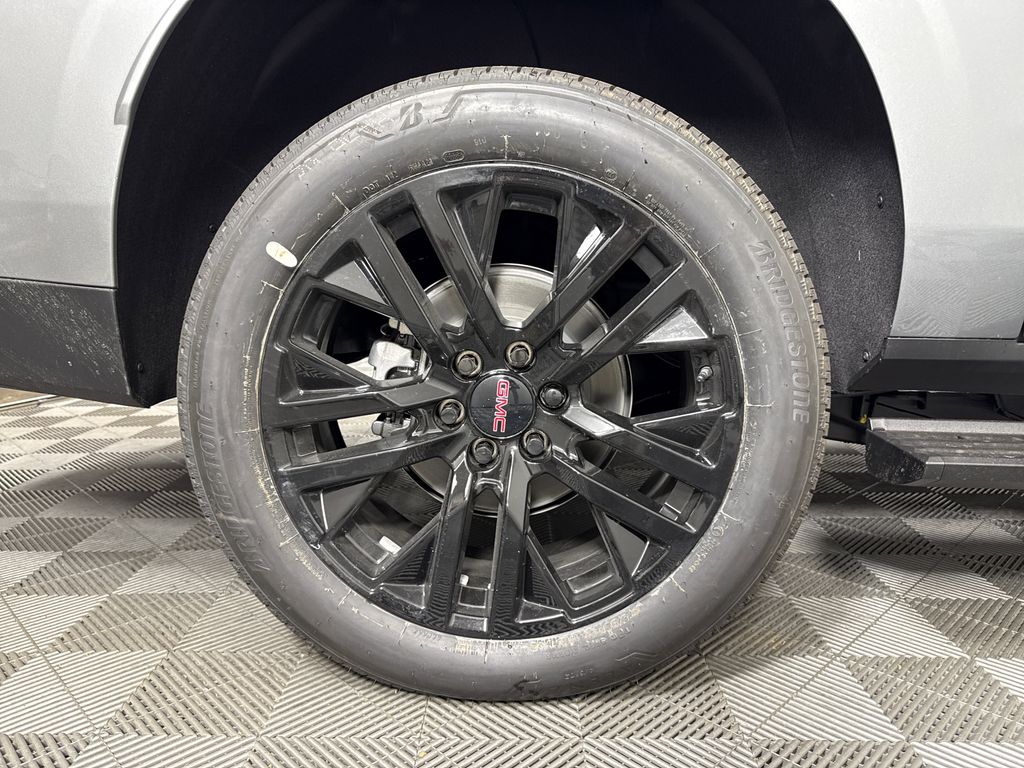 new 2025 GMC Yukon XL car, priced at $88,454