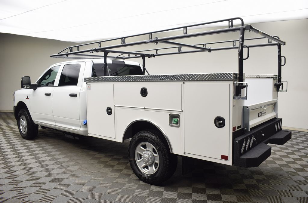 new 2024 Ram 3500 car, priced at $64,621