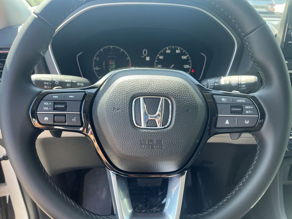 new 2025 Honda Pilot car, priced at $49,445