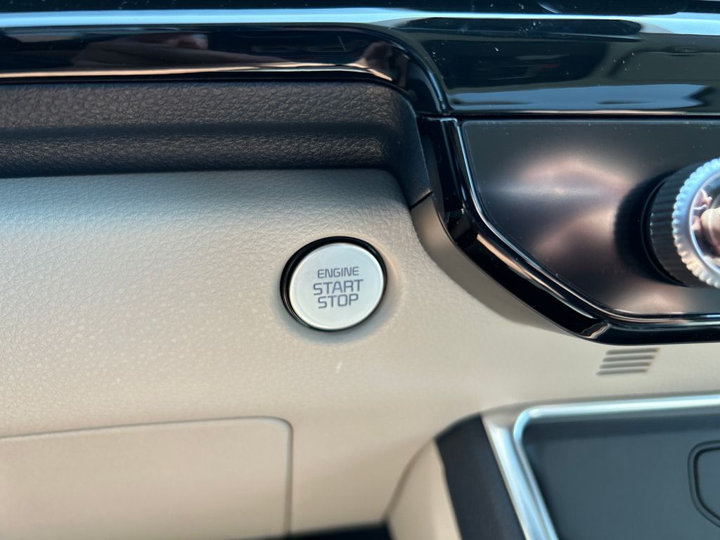 new 2026 Kia Carnival Hybrid car, priced at $53,074