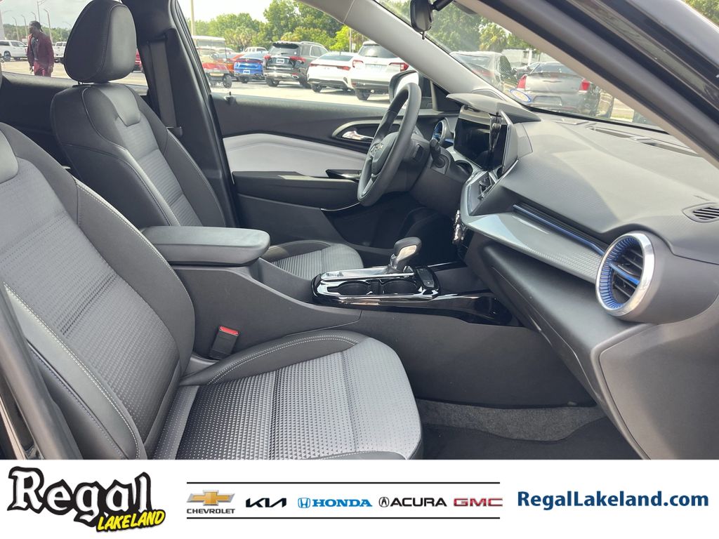 used 2024 Chevrolet Trax car, priced at $22,193