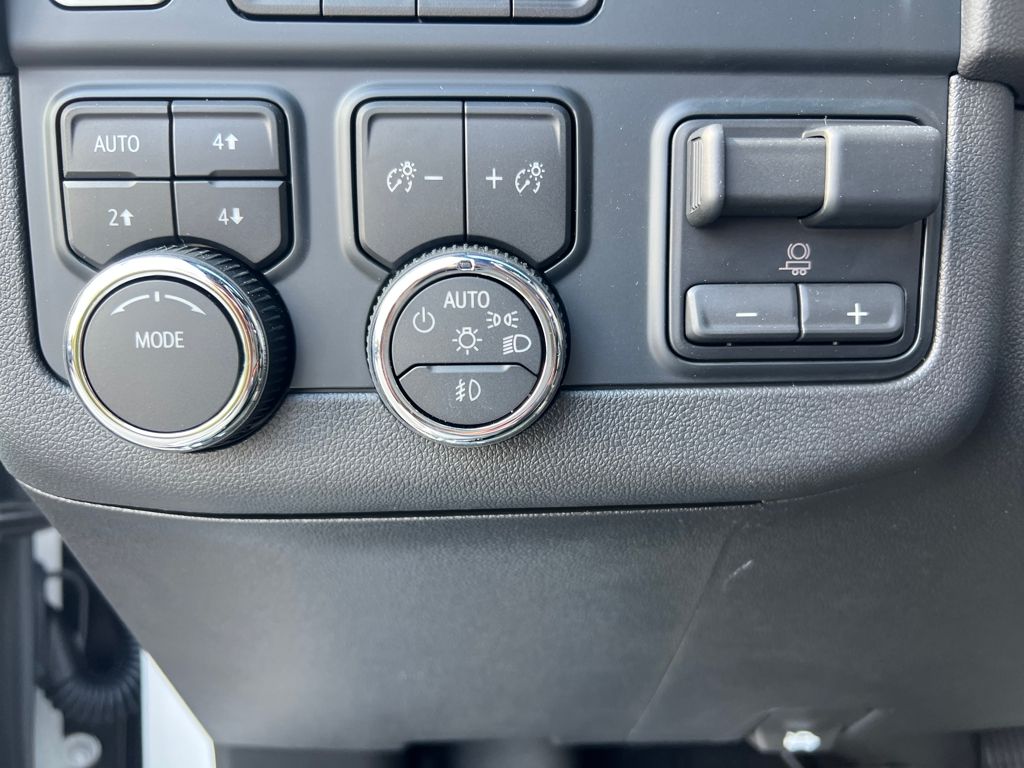 new 2025 Chevrolet Tahoe car, priced at $81,095