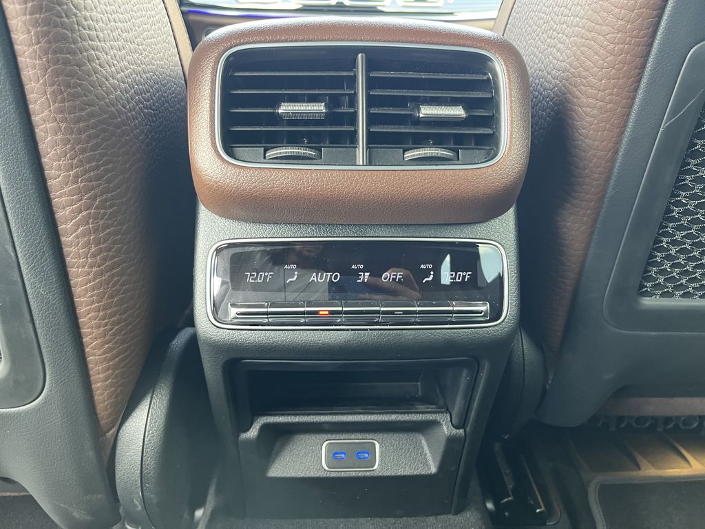 used 2024 Mercedes-Benz GLE car, priced at $61,992