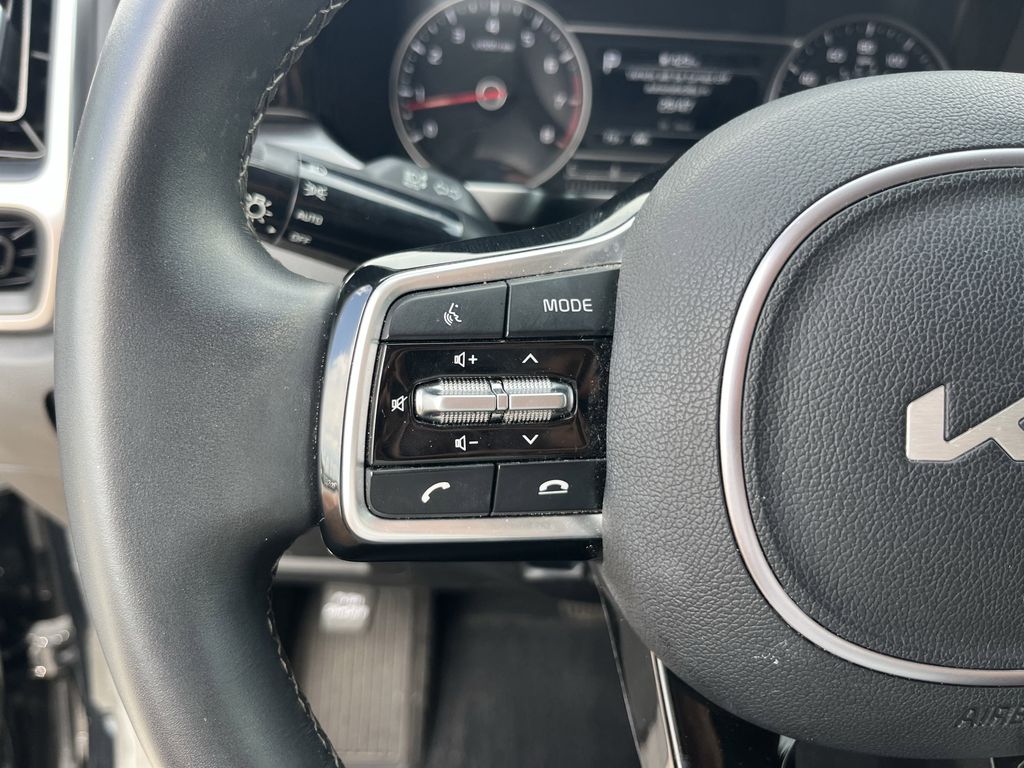 used 2023 Kia Sorento car, priced at $26,542