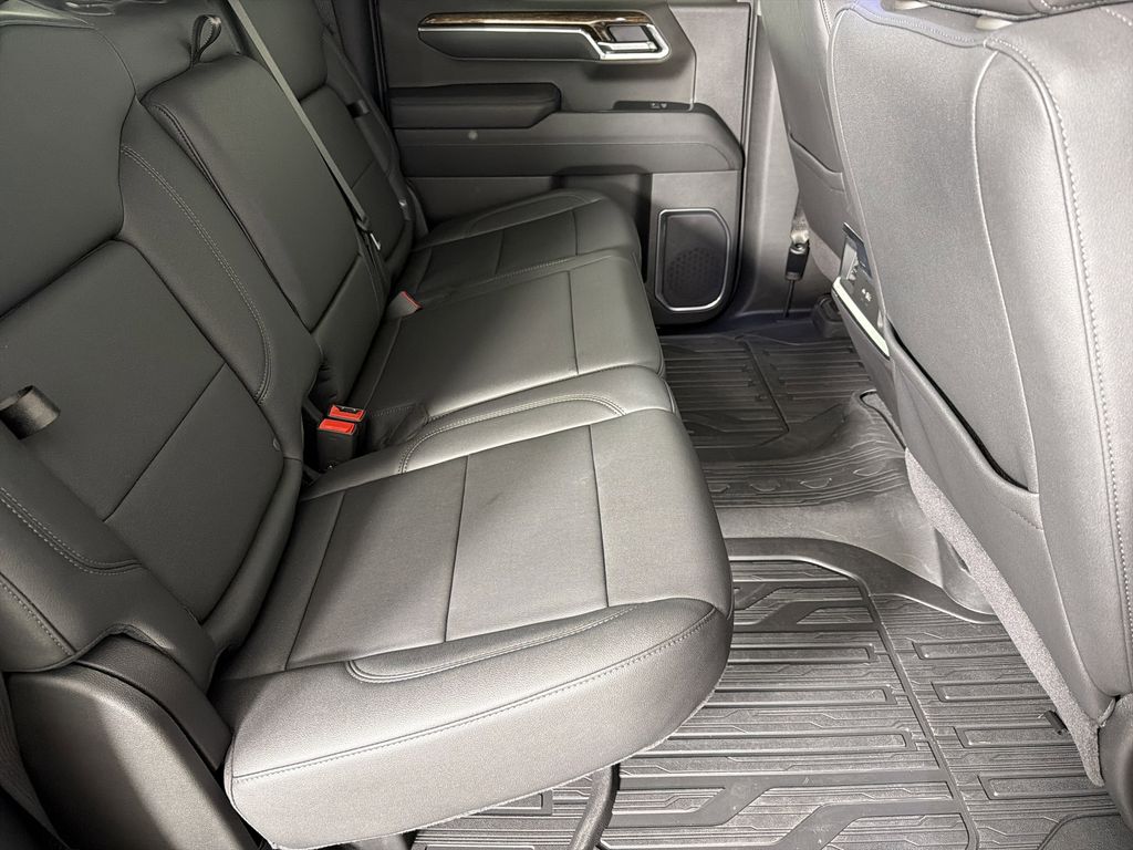 new 2025 GMC Sierra 1500 car, priced at $56,974