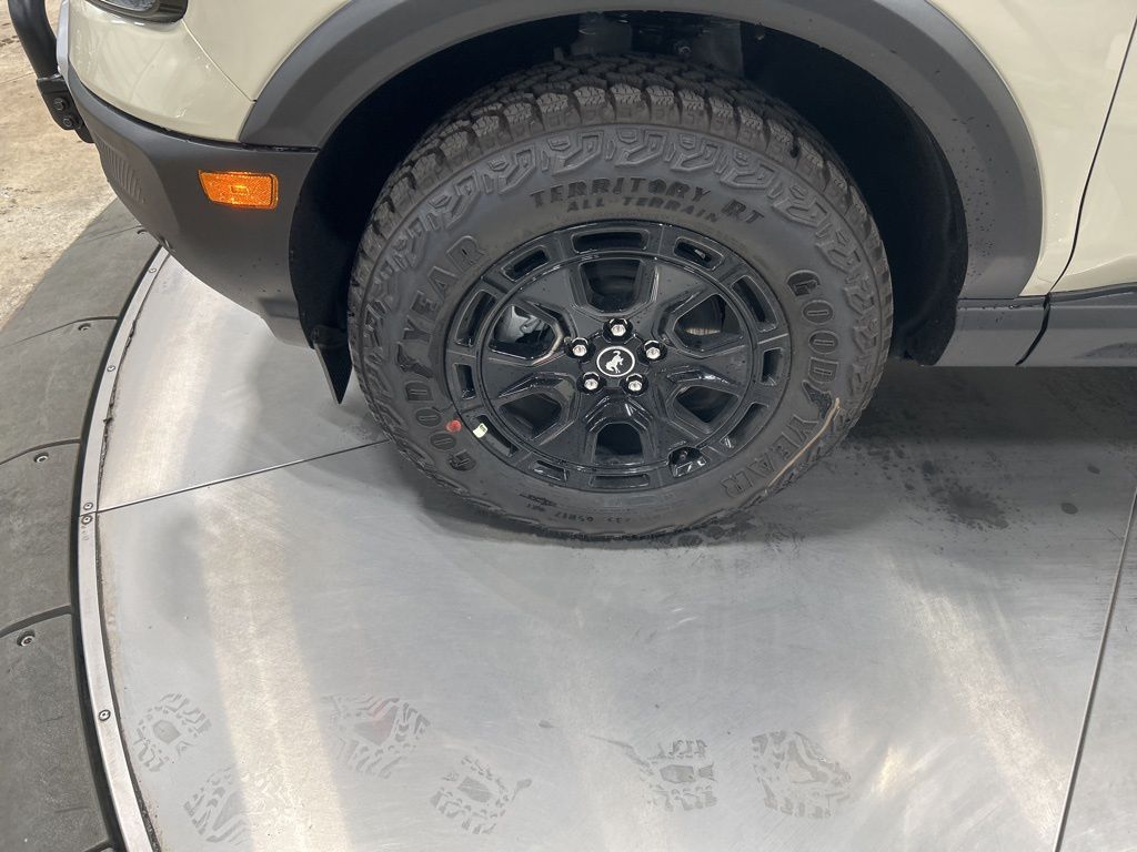 new 2025 Ford Bronco Sport car, priced at $45,770