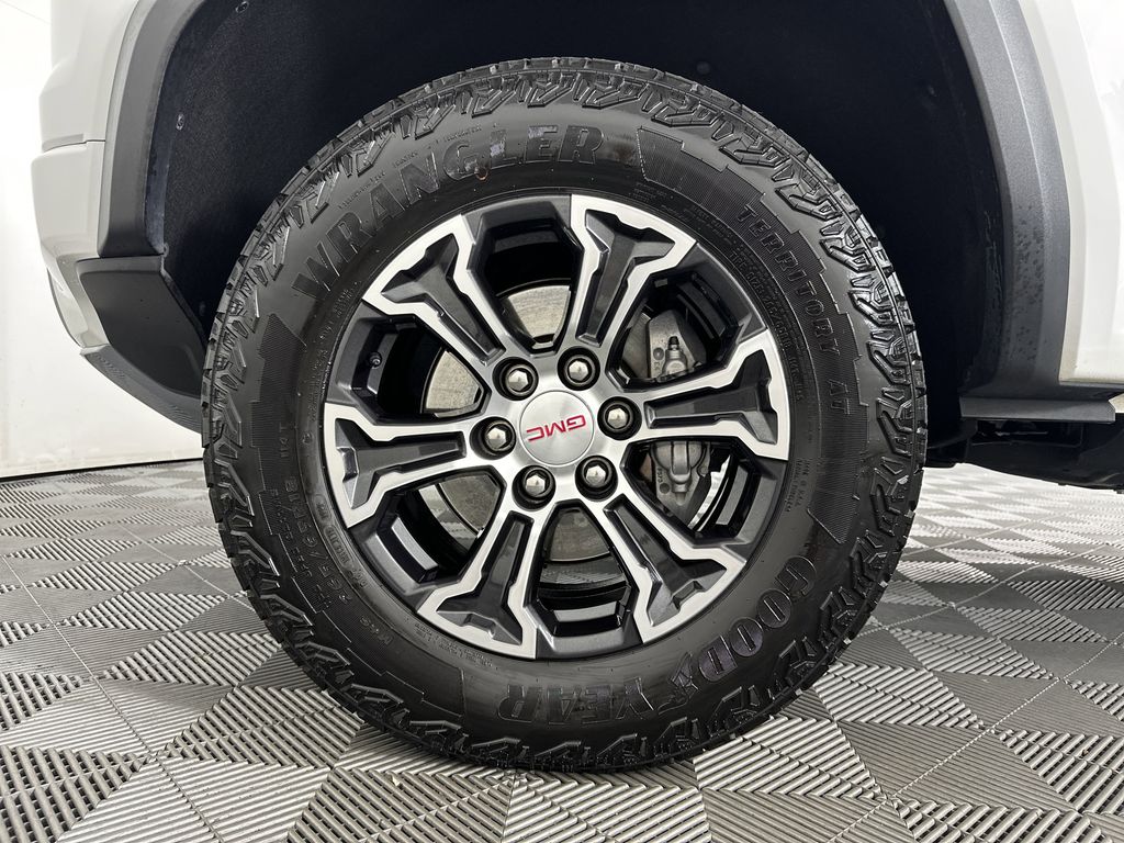 used 2023 GMC Canyon car, priced at $40,963