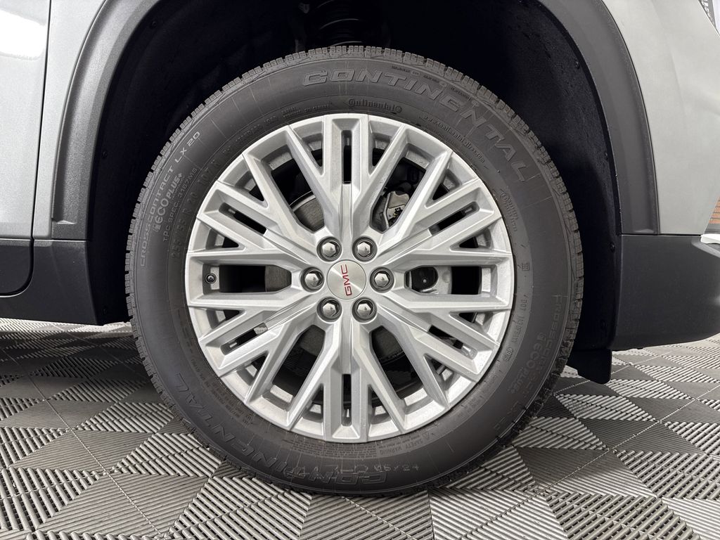new 2025 GMC Acadia car, priced at $42,724
