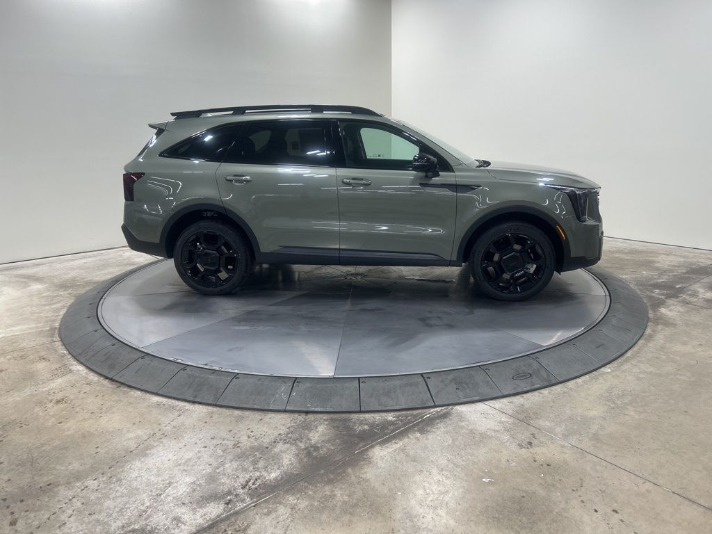 new 2025 Kia Sorento car, priced at $39,010